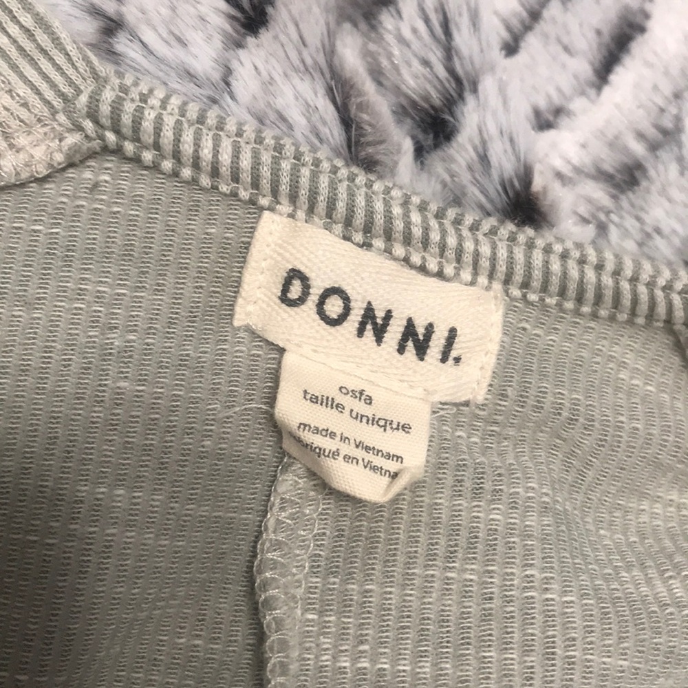 Cardigan - Picture 6 of 6